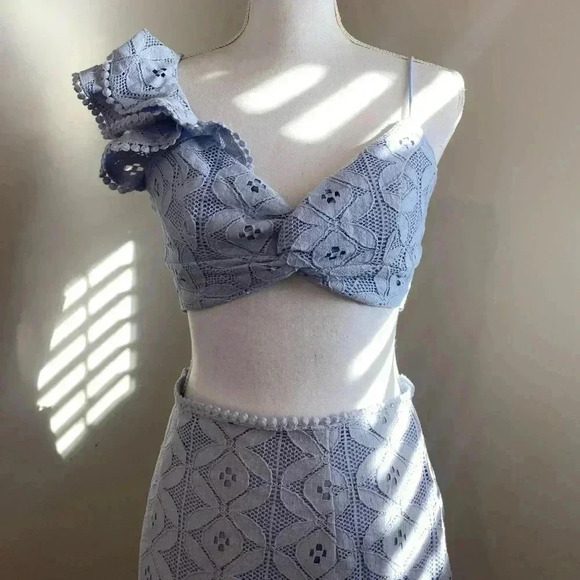 Selfie Leslie NWT Asymmetrical Ruffle Hem MIDI Skirt Two Piece Set Size Medium - Picture 16 of 16